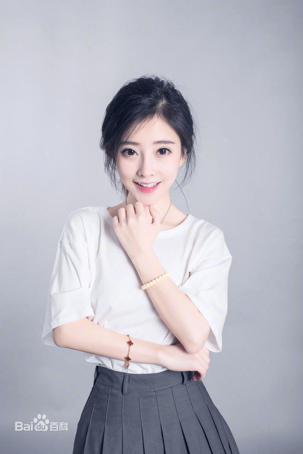 我和游戏的老婆终于修成正果 - 轩辕网